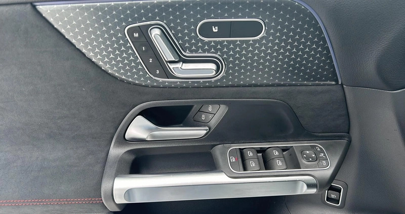 Mercedes-Benz GLB cena 242299 przebieg: 10000, rok produkcji 2023 z Czempiń małe 154
